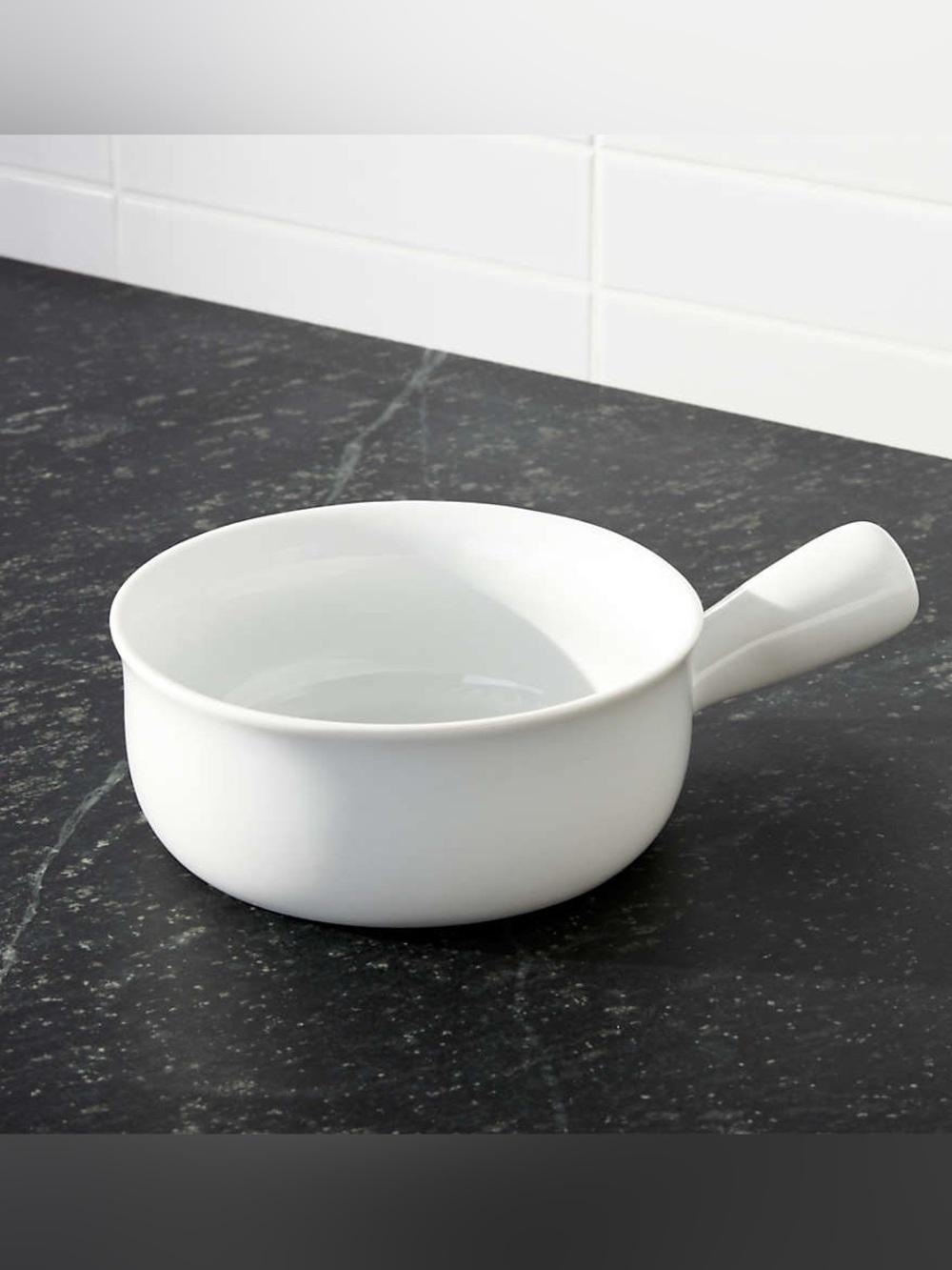 Crate & Barrel Round Au Gratin Dish Ceramic